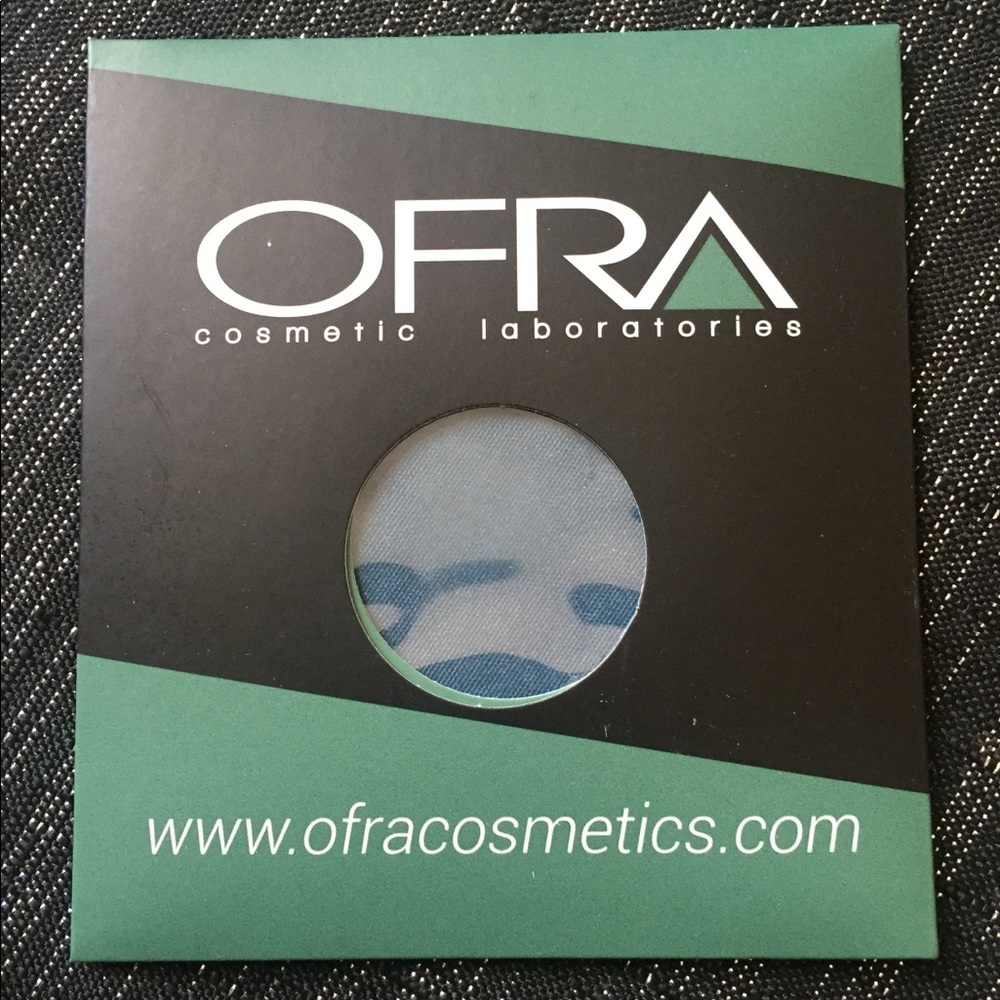 Ofra single eyeshadow.